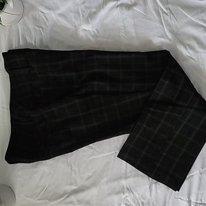Apt 9 Red,  Black & White Plaid Dress Pant - Elastic Waist